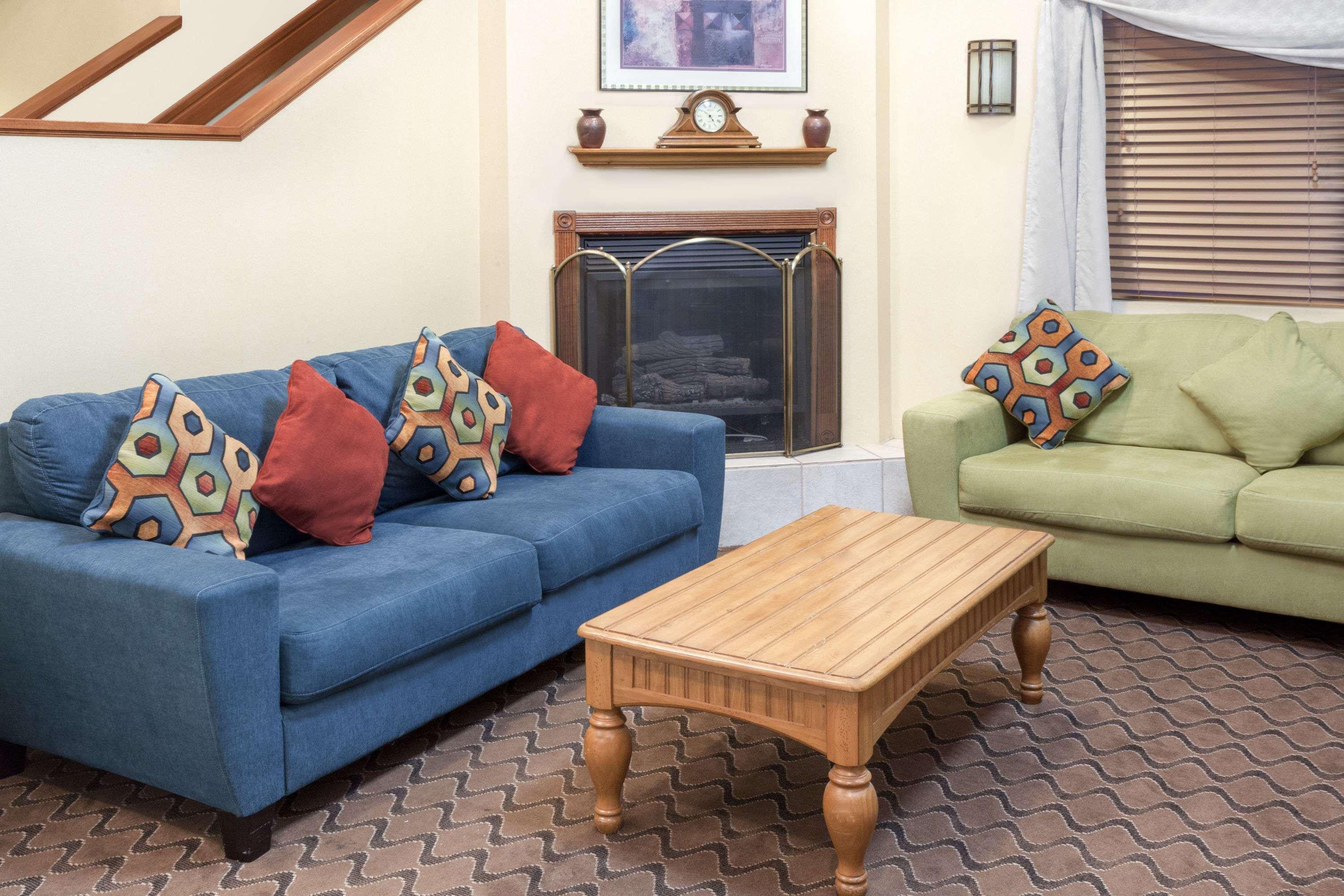 Baymont By Wyndham Fort Wayne Esterno foto