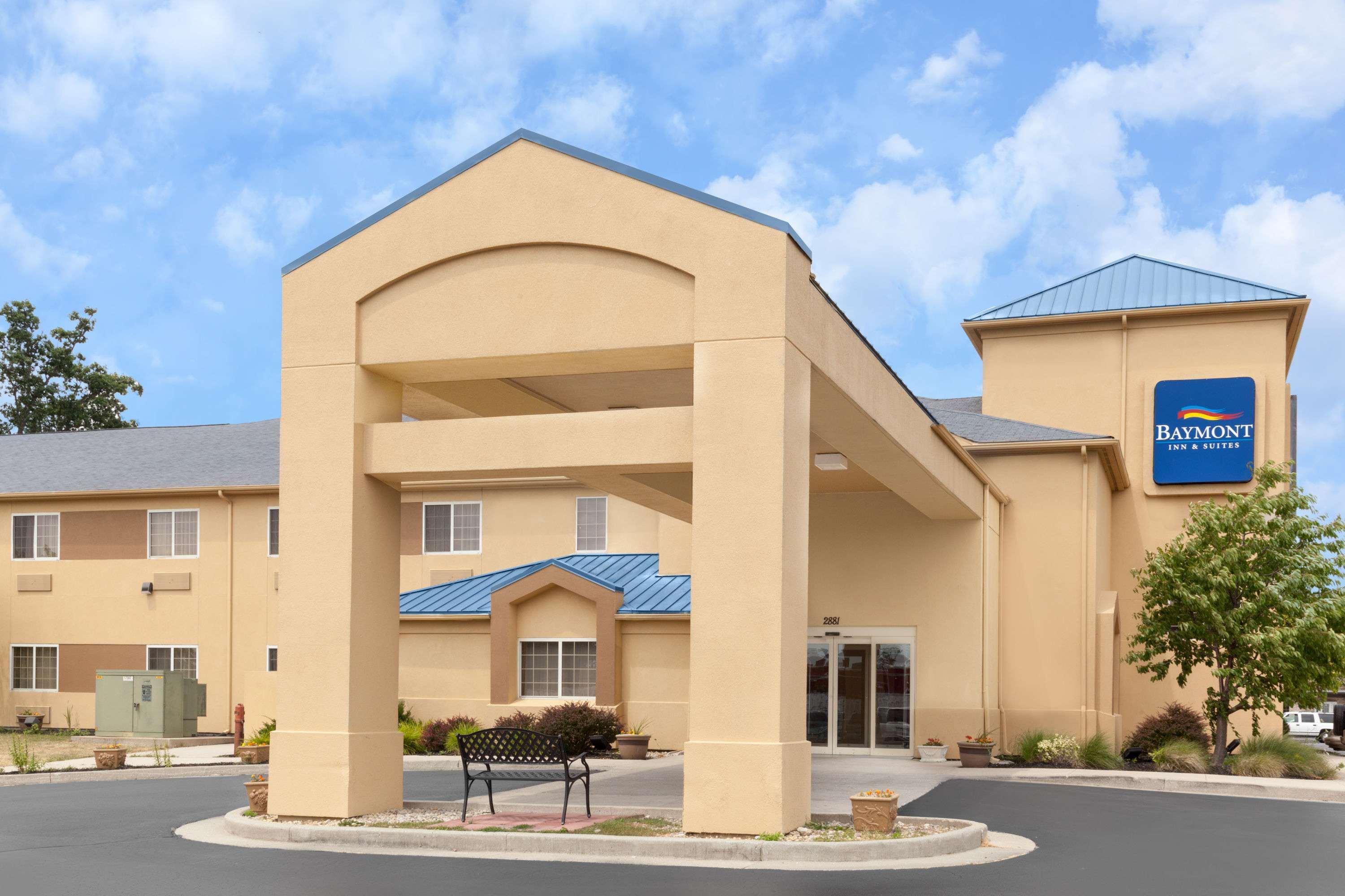 Baymont By Wyndham Fort Wayne Esterno foto