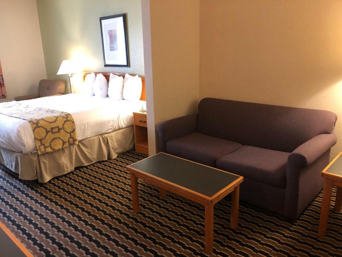 Baymont By Wyndham Fort Wayne Esterno foto